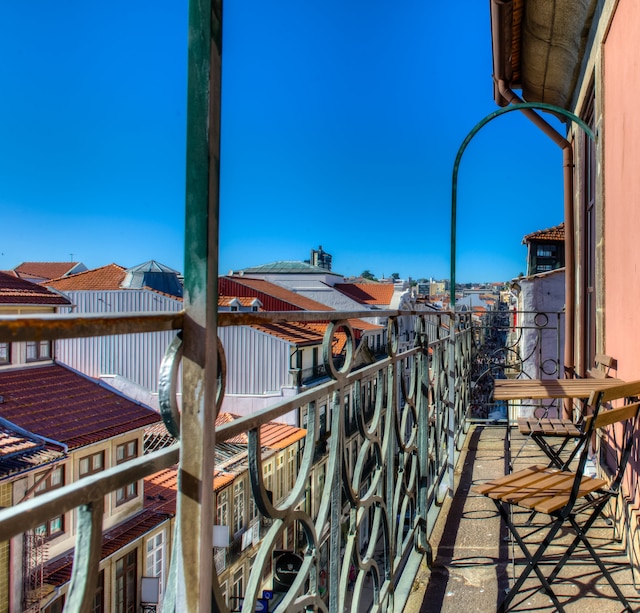 ポルト シネマ アパートメンツ