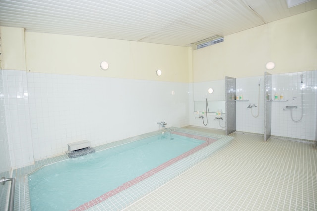 YMCA International Youth Center TOZANSO