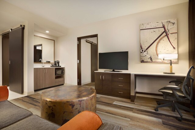 ヒルトン ガーデン イン ダウンタウン バーミンガム