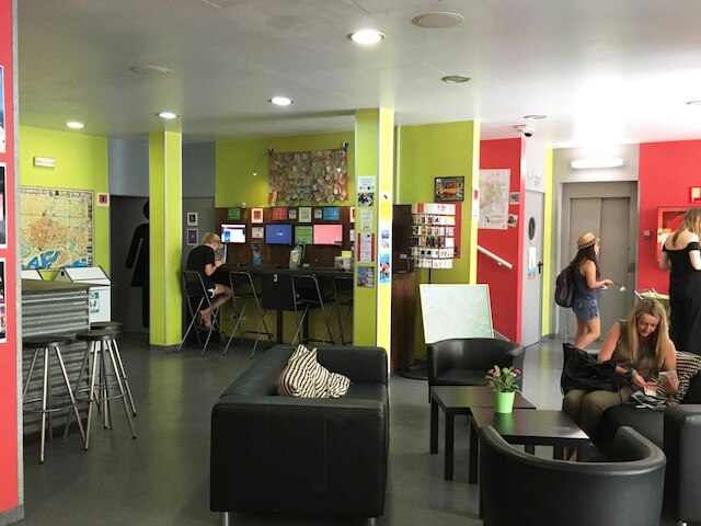 ハロー BCN ホステル