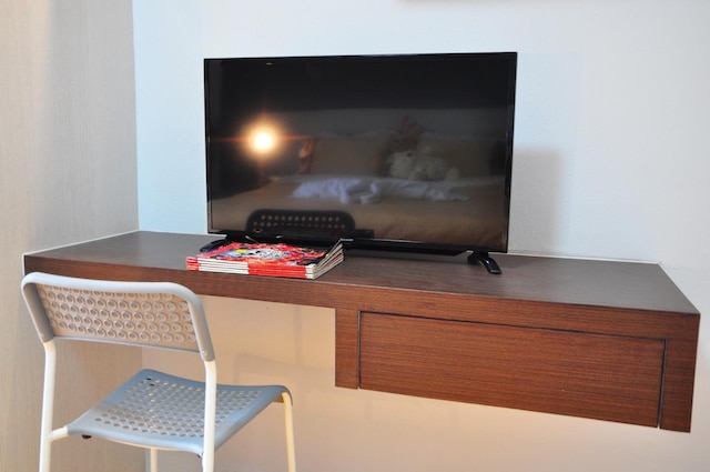 C ルーム (チョムチャン) アット エアポート