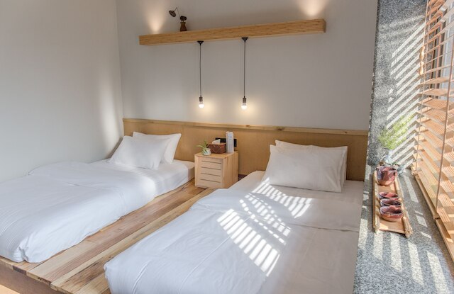 ゼン ティー ハウス セブン スターズ パーク (桂林船舍茶椐七星公園店)