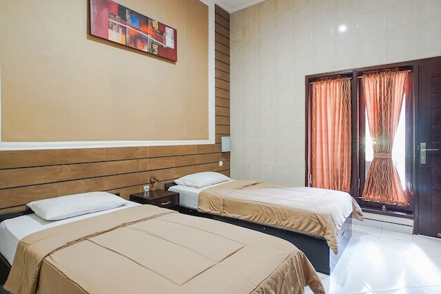 デナイズ・ゲストハウス・ジンバラン