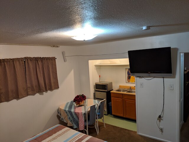 ザ イエロー ペントハウス