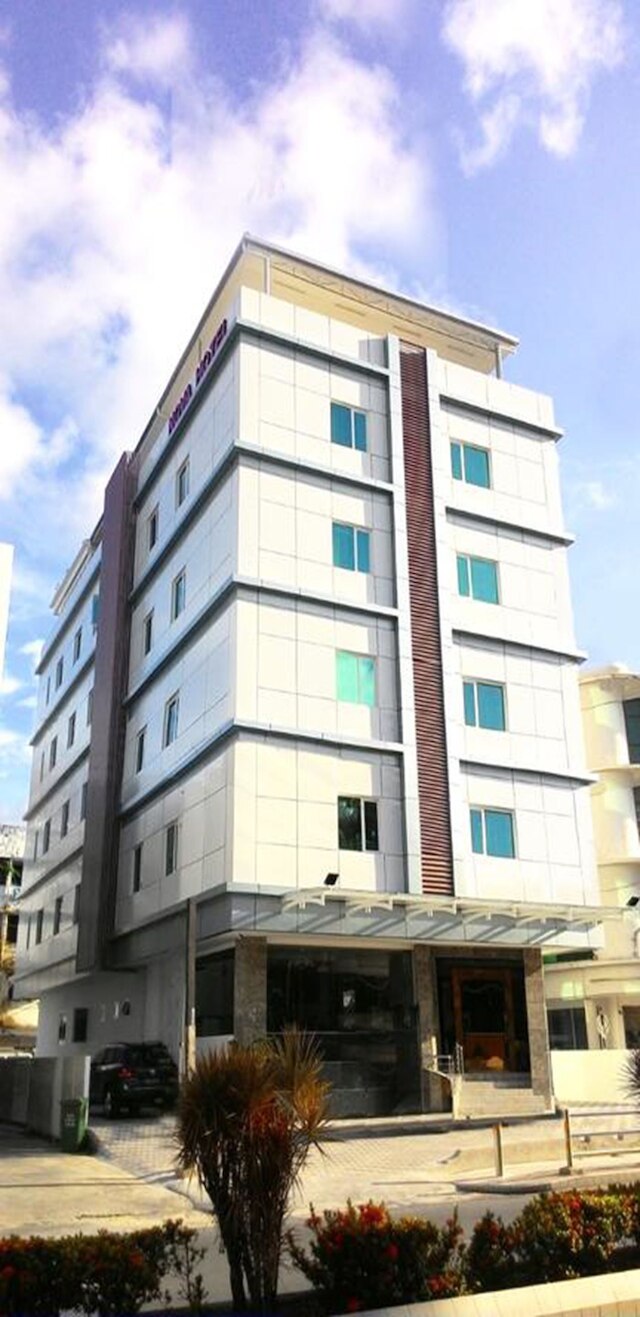 ノヴァ ホテル ミリ