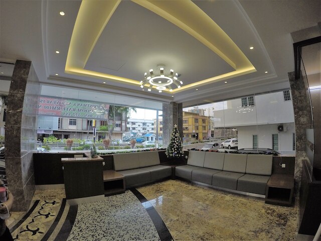 ノヴァ ホテル ミリ