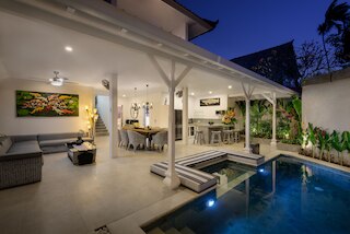 ヴィラ オサミス