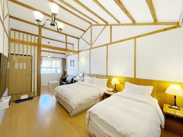 阿里山ティー ガーデン (阿里山茶香花園南歐風民宿)