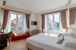 AH - ファッション ディストリクト