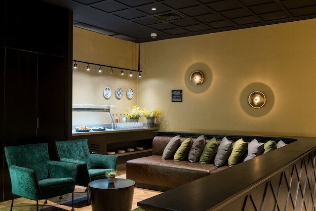 レオナルド ブティック エルサレム