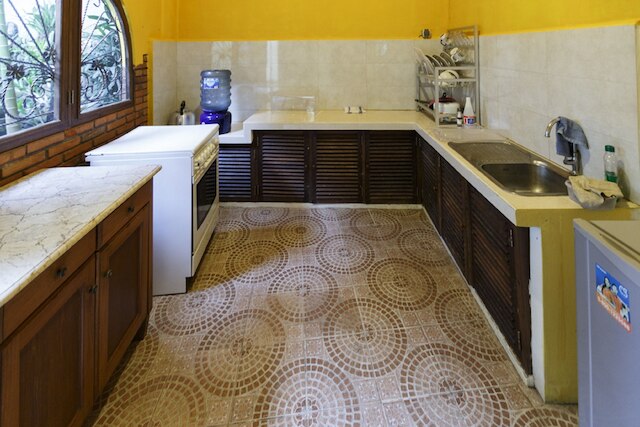 ムルニーズ ヴィラ ケロール