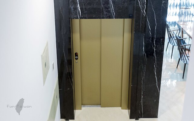 オーバーフライト