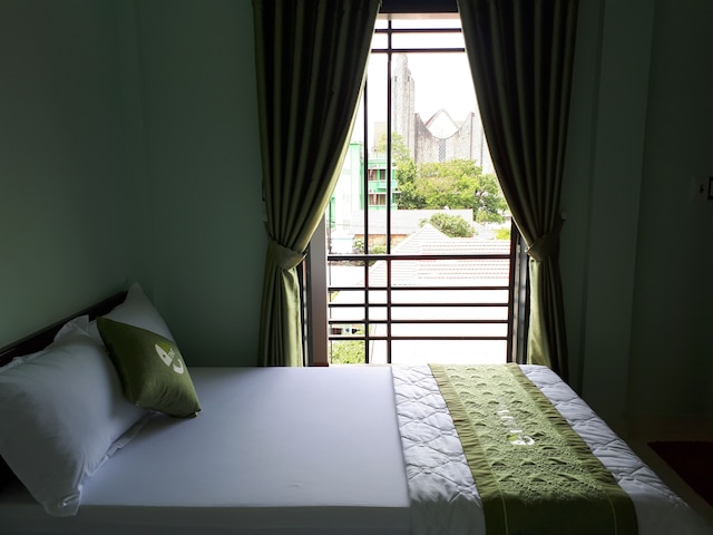 EMT ホームステイ フエ ベトナム