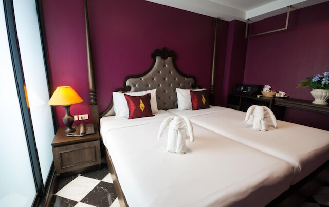 バイオレット タワー アット カオサン パレス