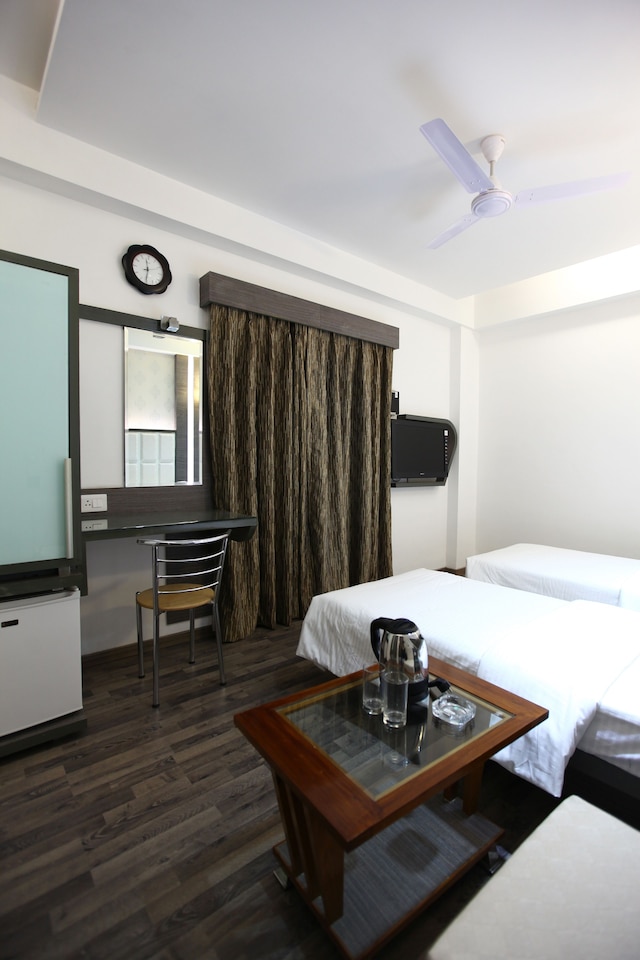 ホテル アティティ