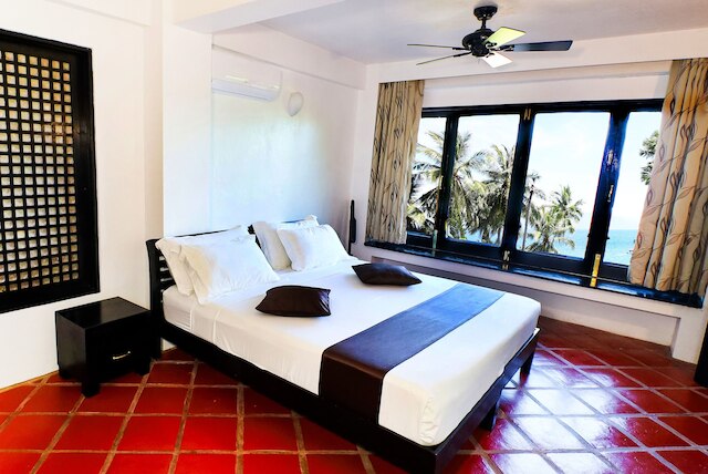 アウト オブ ザ ブルー リゾート