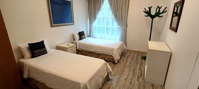 ウェスバリー アパートメンツ