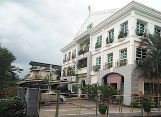 ウェスバリー アパートメンツ