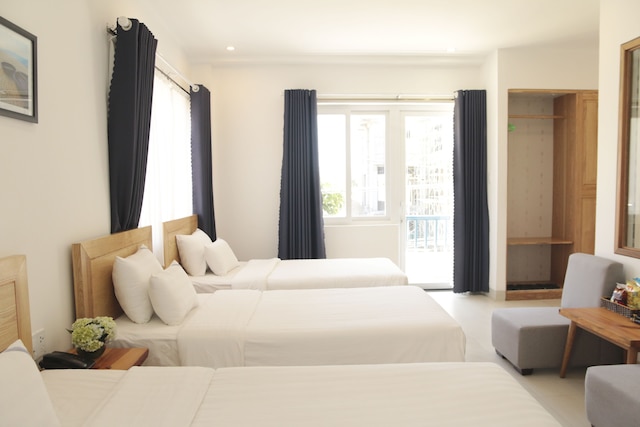 カヴィラ ホテル & アパートメント