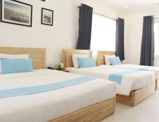 カヴィラ ホテル & アパートメント