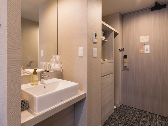 S.TRAINING CENTER HOTEL