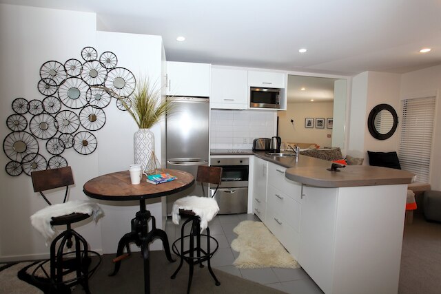 ビューティフル アパートメント ウィズ パティオ