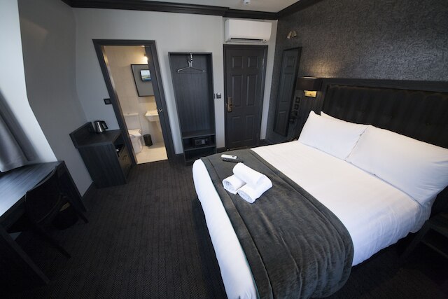 ザ デューク ルームズ ロンドン