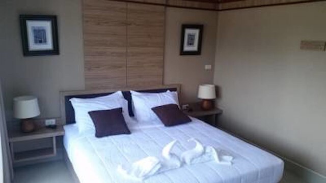 リトル ベア ゲストハウス アンド レストラン