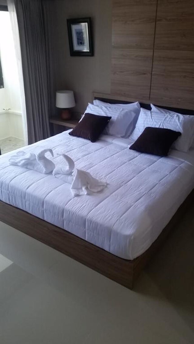 リトル ベア ゲストハウス アンド レストラン