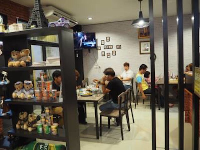 リトル ベア ゲストハウス アンド レストラン