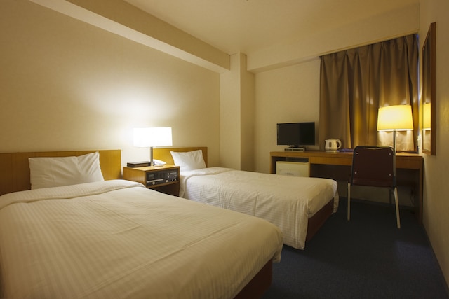 三恵シティホテル八王子