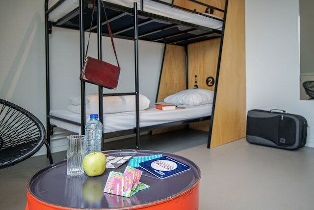 ビア アムステルダム - ホステル