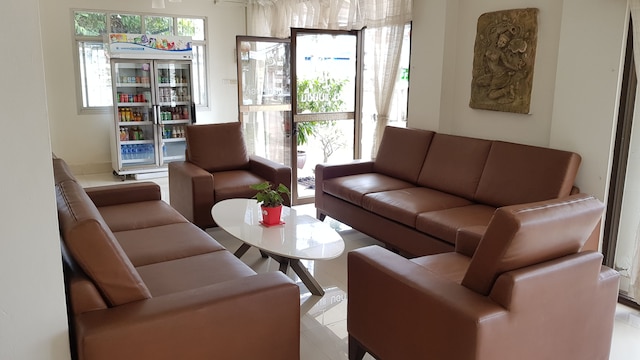 トップホステル