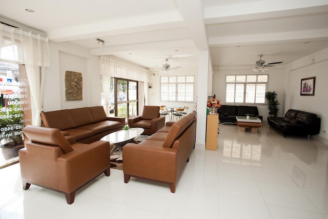 トップホステル