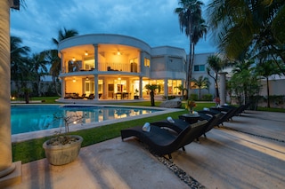 ヴィラ パルメラス