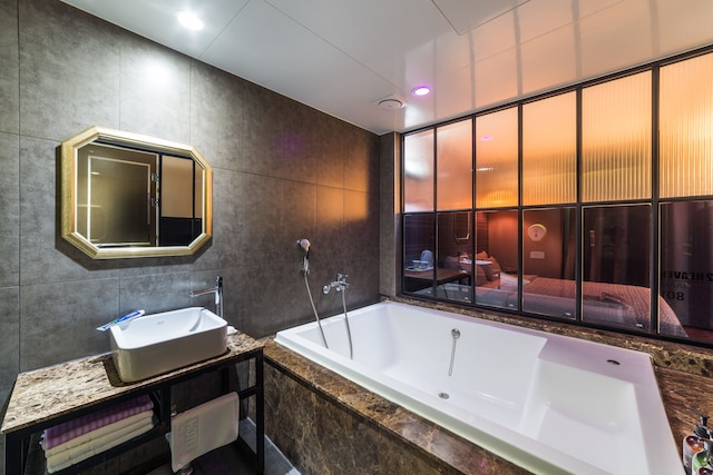 2 ヘブン ホテル ソグ