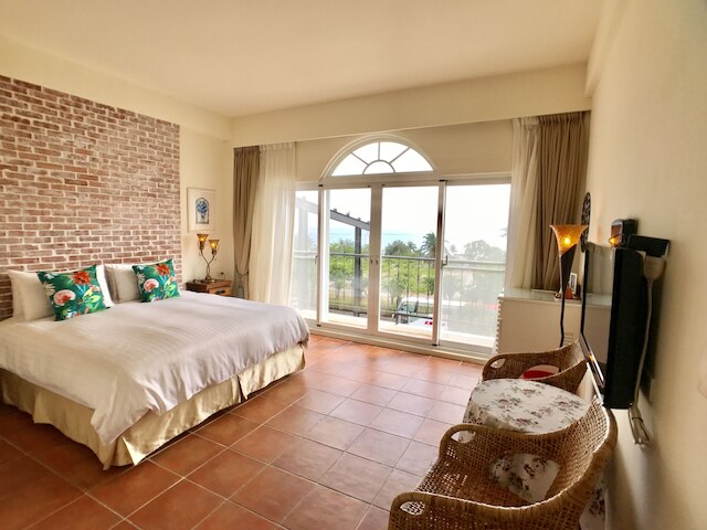 スプーンドリフト ホスタル (浪花旅店)