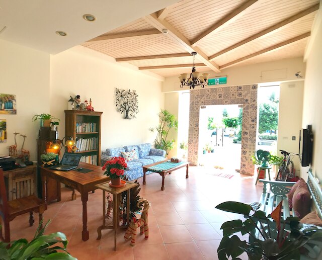 スプーンドリフト ホスタル (浪花旅店)