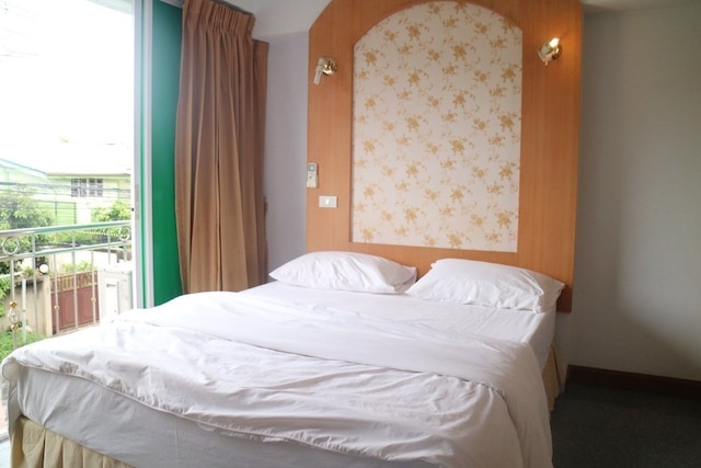 ダイヤモンド スイート ホテル