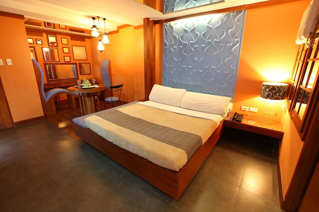 ヴィクトリア コート エスカープメント - パシグ