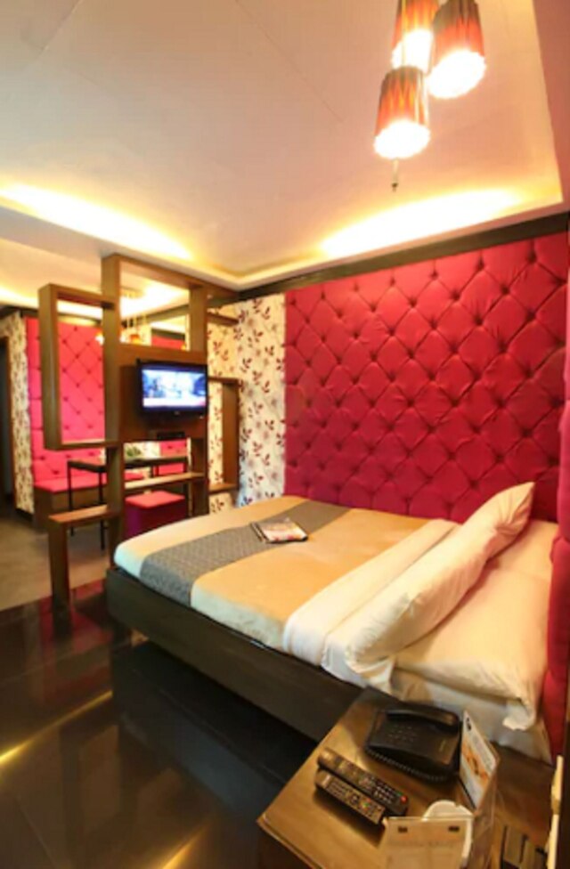 ヴィクトリア コート エスカープメント - パシグ