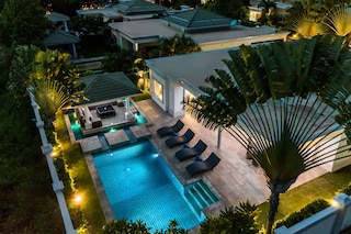 ラグジュアリー プール ヴィラ 608