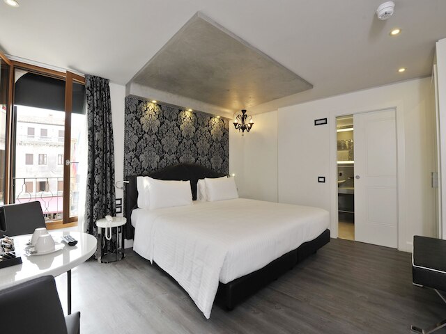 アル テアトロ パレス