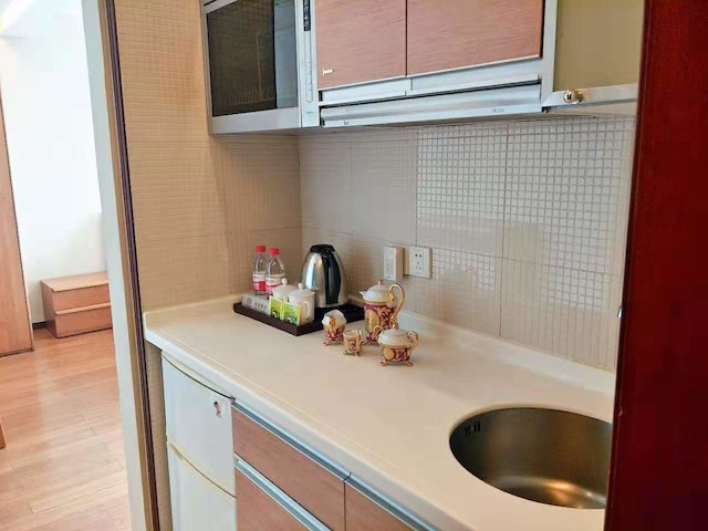 イースト キング ビジネス ホテル 杭州 (東方金座公寓酒店)