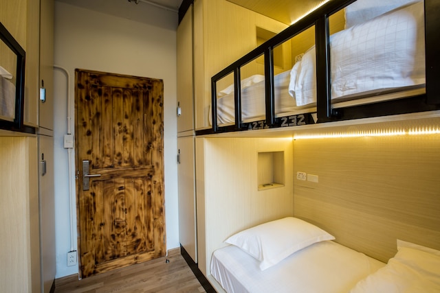 ベッド・トゥ・バンコク - ホステル