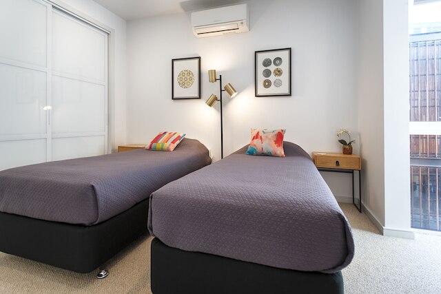 オレンジ ステイ タウンハウジズ