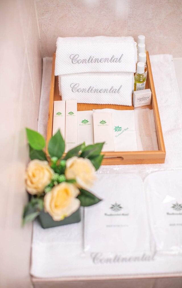 ザ コンチネンタル ホテル