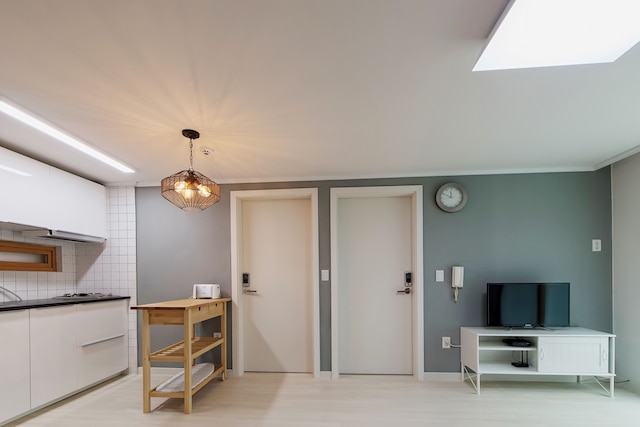 アンティル ステファン チョウ カムズ - ホステル