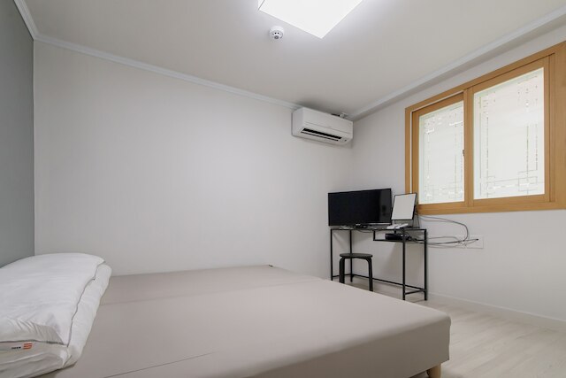 アンティル ステファン チョウ カムズ - ホステル