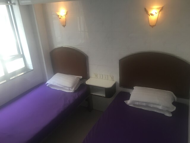 パリ ゲスト ハウス (巴黎賓館)